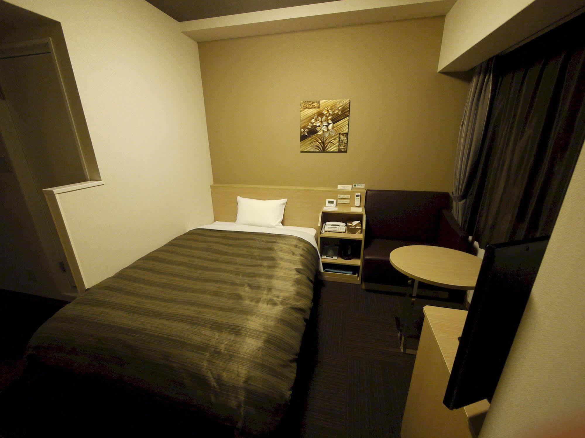 Hotel Route-Inn Saiki Ekimae Экстерьер фото