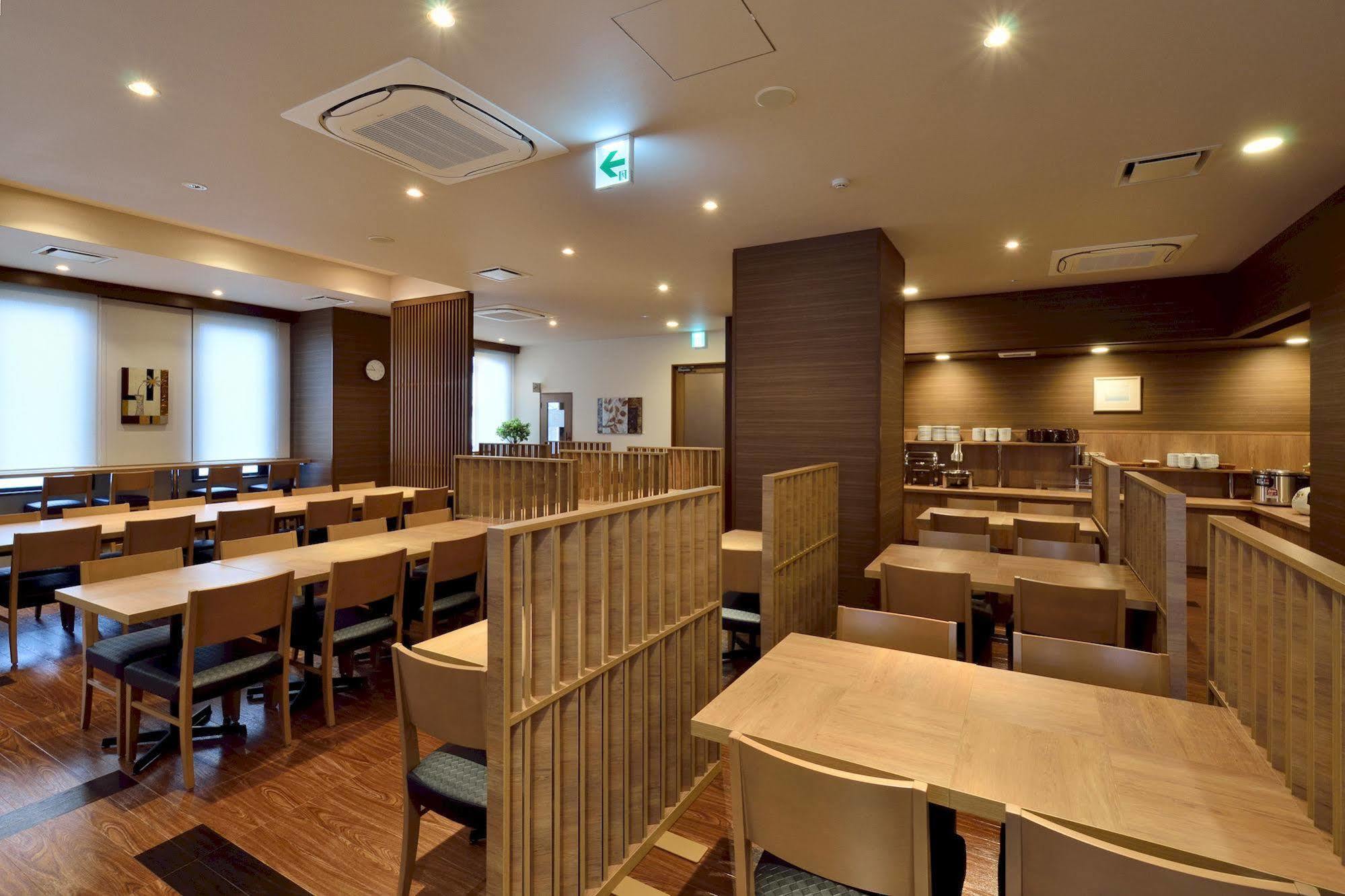 Hotel Route-Inn Saiki Ekimae Экстерьер фото